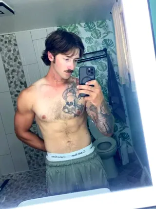 Onlyfans: ianabraham