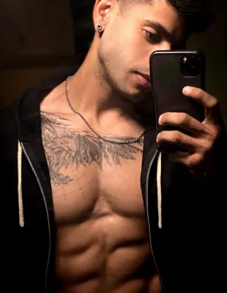 Onlyfans: eeerik