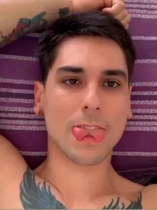 Onlyfans: tijei