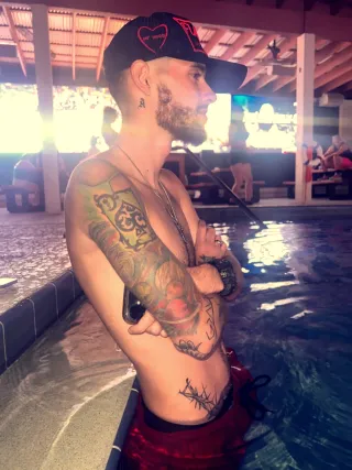 Onlyfans: xuice