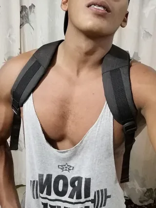 Onlyfans: zurdo_sex